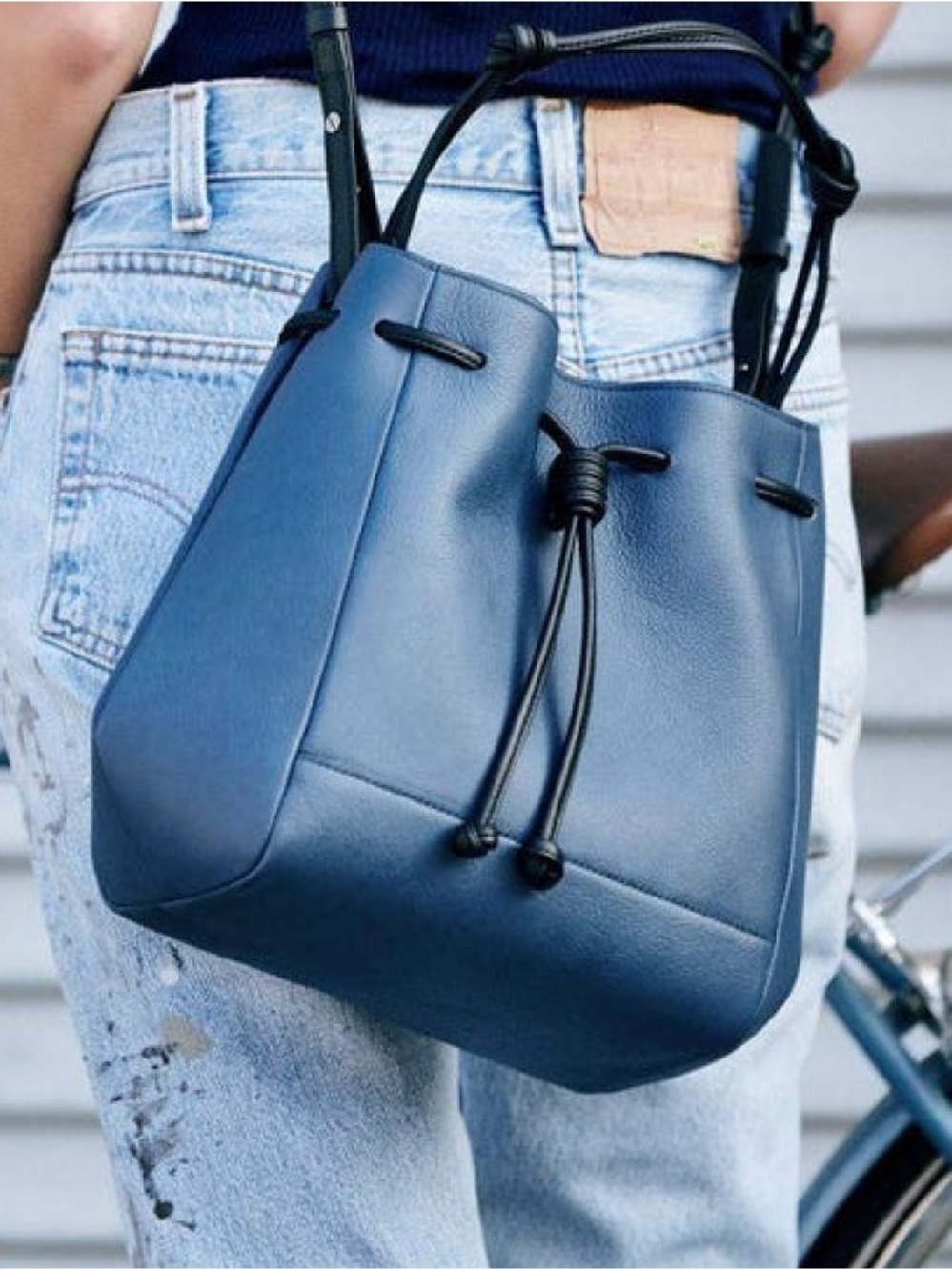 Von Holzhausen Bucket crossbody